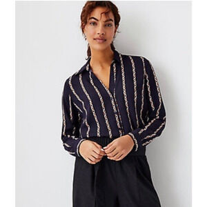 Ann Taylor Chain‎ Link V-Neck Button Up Blouse L Navy Equestrian Career Stripe
